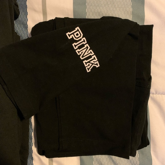 VS PINK BLACK CAMPUS HOODED PULLOVER SET - Picture 4 of 8